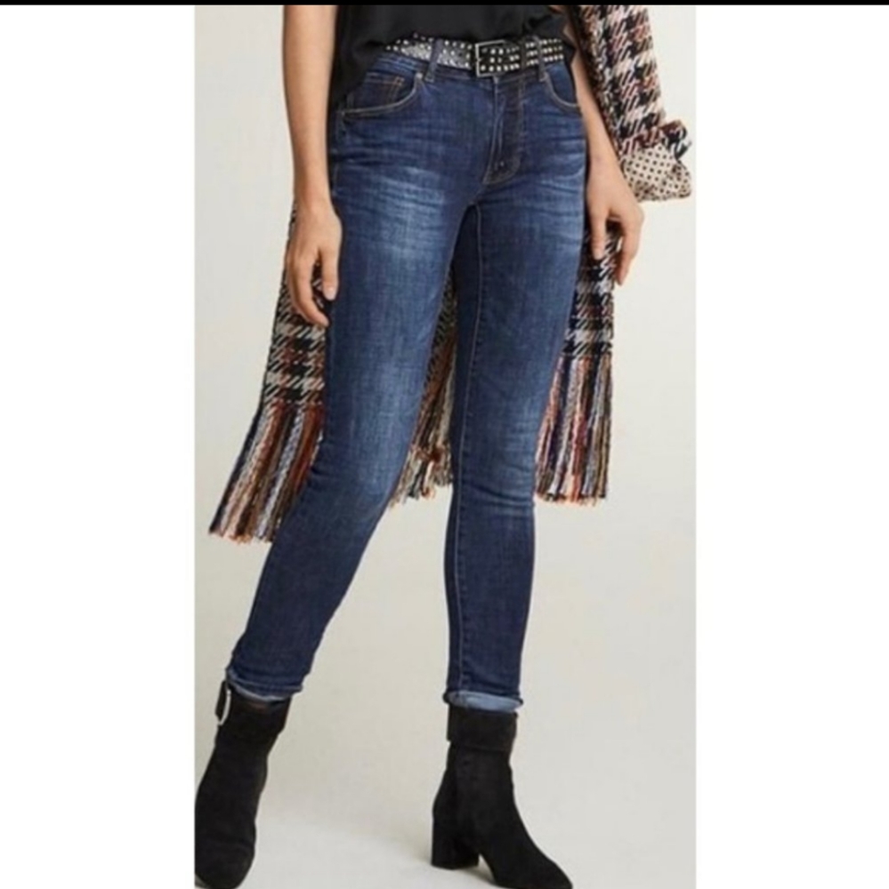 Cabi Cinch Skinny #3938 blue denim skinny high rise crop tailored length…